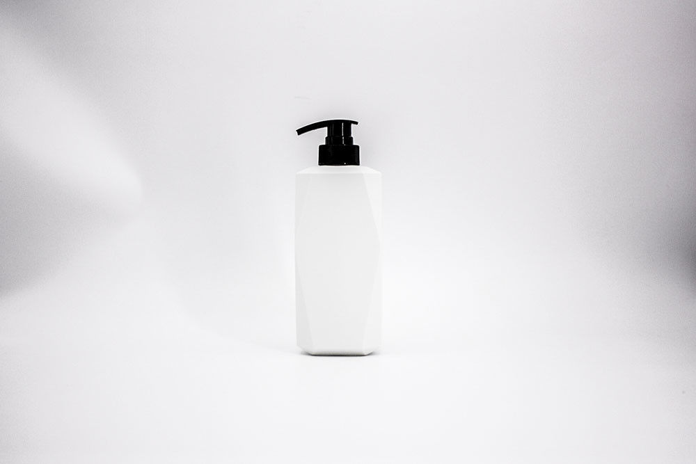 550ml HDPE 32mm Hair Mask Plastic Pump Bottle Irregular Shape